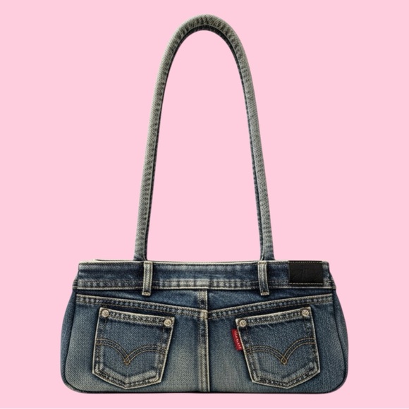 NWT VINTAGE STYLE JEANS HANDBAG WITH DETACHABLE ADJUSTABLE STRAP & BAG CHARMS - Picture 2 of 12